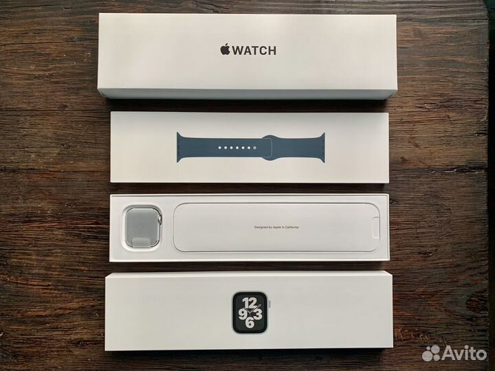 Apple Watch SE 40 (Blue Sport)