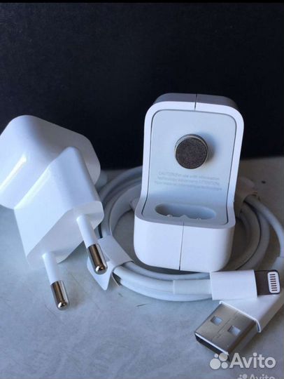 Зарядка на iPhone 12 w 2.4 A Оригинал