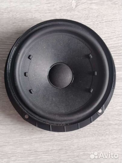 Динамик volkswagen jetta