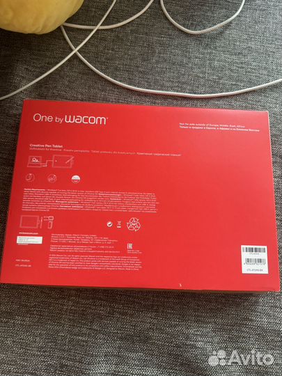 Графический планшет one by wacom M