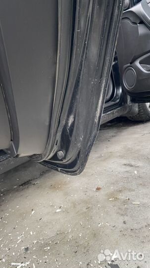 Задняя дверь honda accord 8