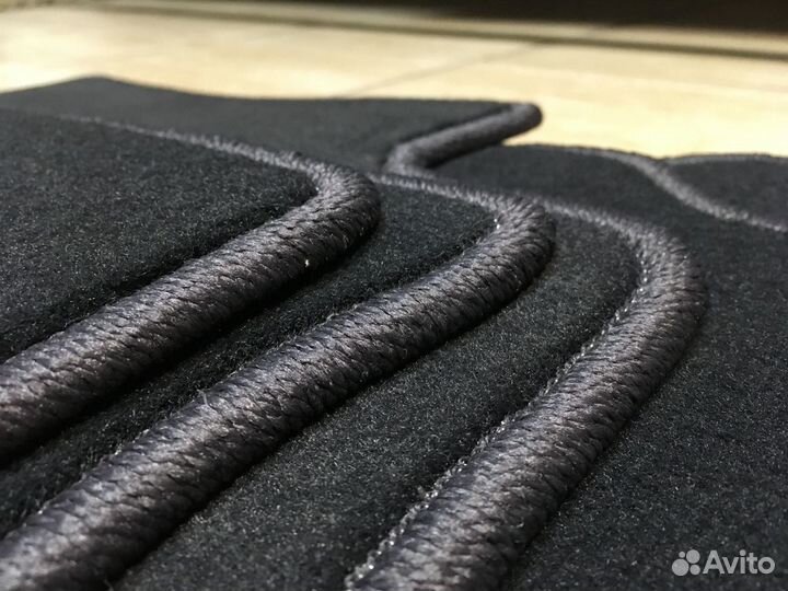 Ковры Премиум для Камри 50/55 черные и графит