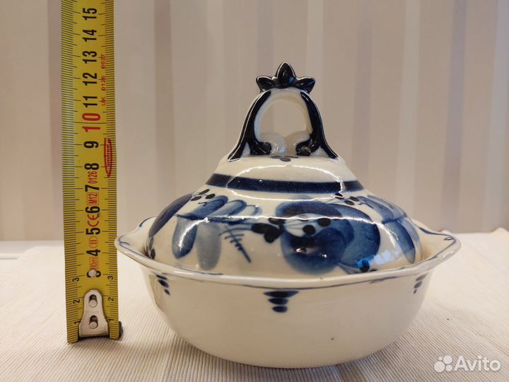 Вазочка с крышкой, масленка Гжель