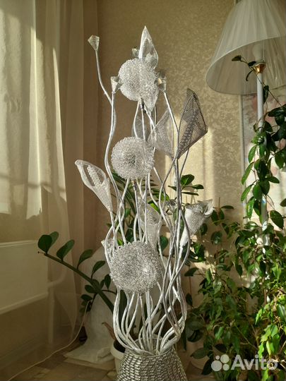 Светильник напольный