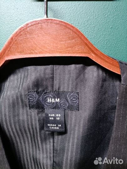 Жилет костюмный