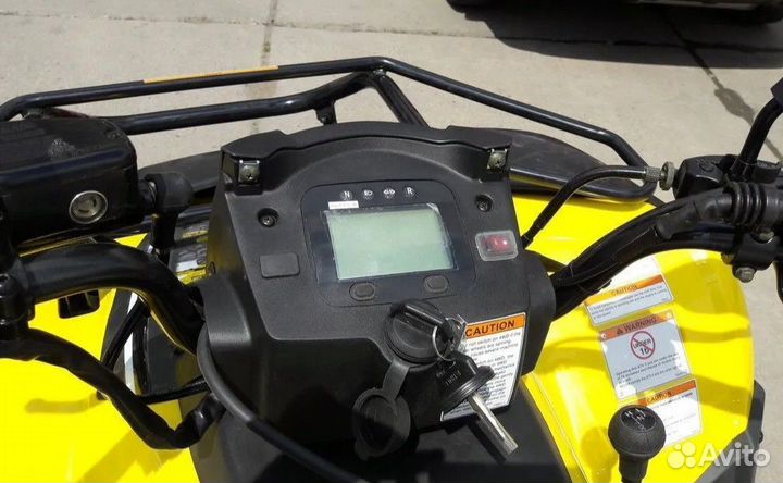 Квадроцикл Linhai Yamaha D 300 4WD желтый