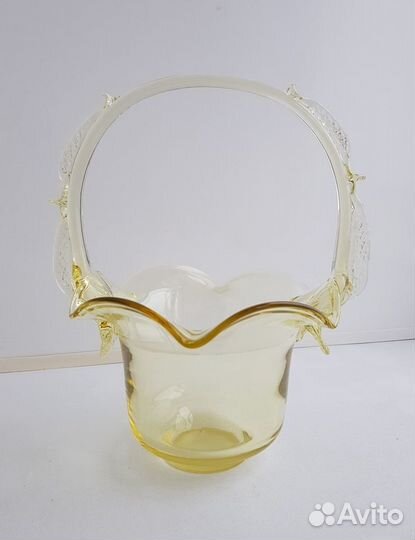 Ваза с ручкой Корзинка Конфетница Чехословакия