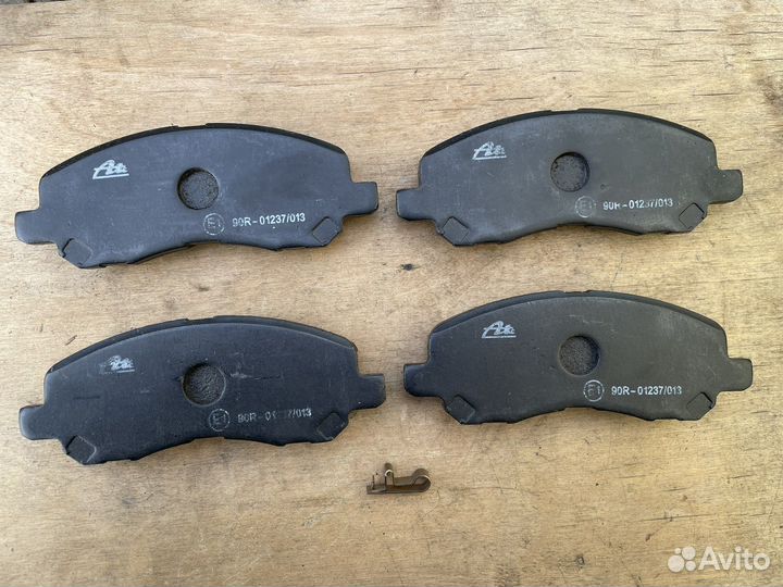 Передние колодки Mini Cooper R50 R53 R52