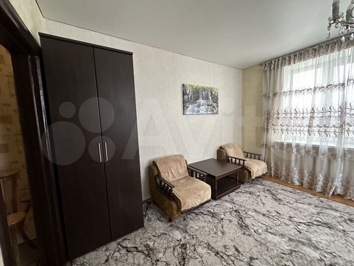 2-к. квартира, 55 м², 2/2 эт.