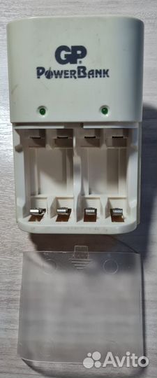 Зарядное устройство GP PowerBank
