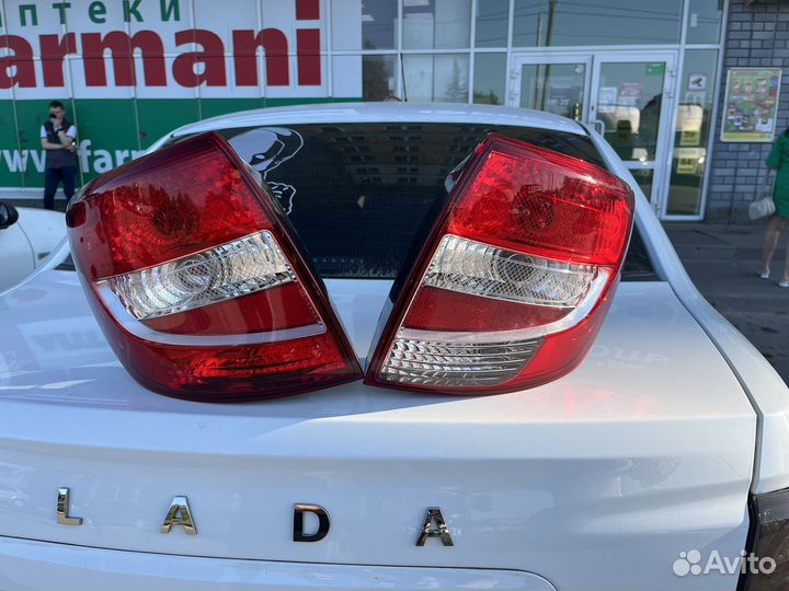 Задние фары LADA granta fl