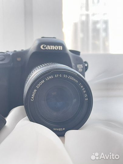 Зеркальный фотоаппарат canon eos 7D