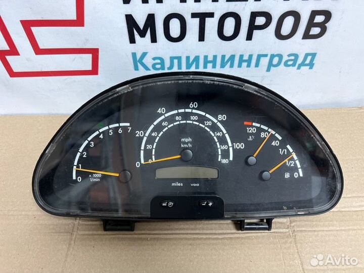 Щиток приборов Mercedes Sprinter 2002