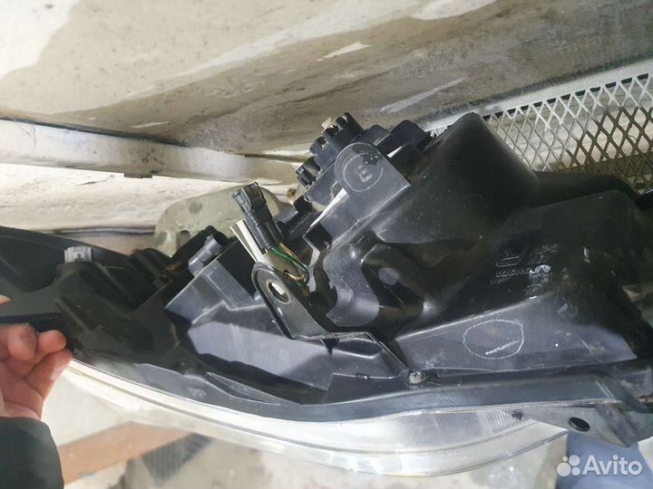 Оптика передняя Land Cruiser Prado 150 дорестайл