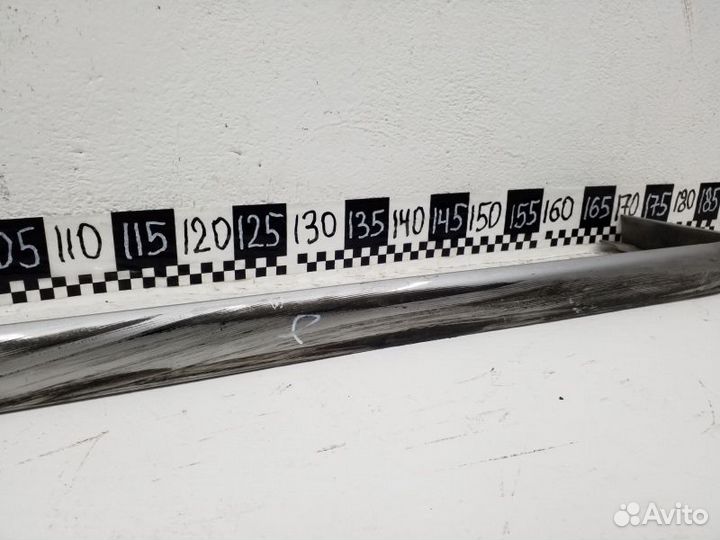 Накладка подножки правой Toyota Land Cruiser Prado