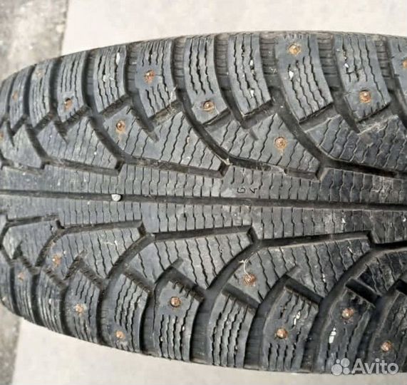 Nokian Tyres Hakkapeliitta R5 SUV 275/60 R18 117T