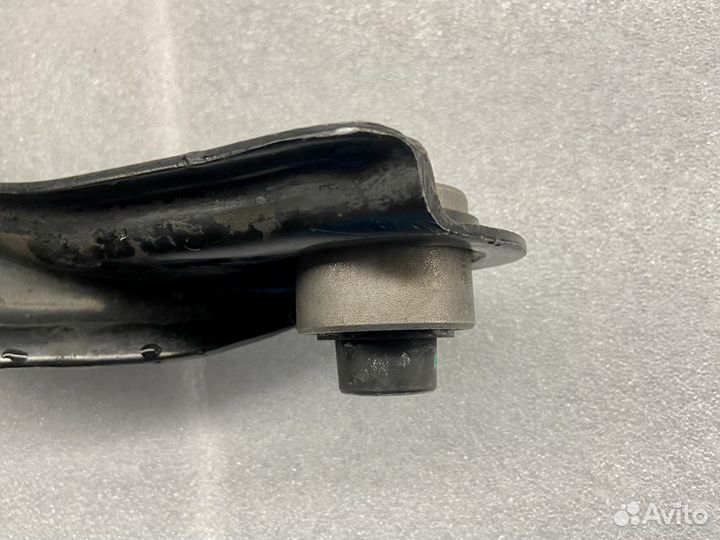 Рычаги передние Honda Accord 8