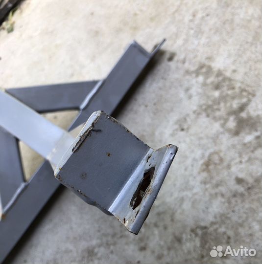 Кронштейн для боксерской груши Aliv