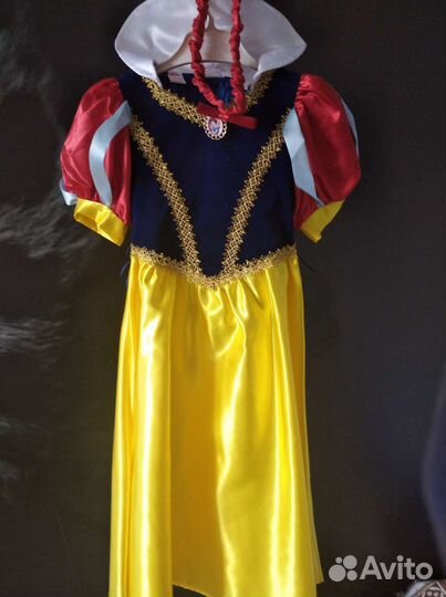 Костюм лисички, белоснежки, шапочки, снежинки