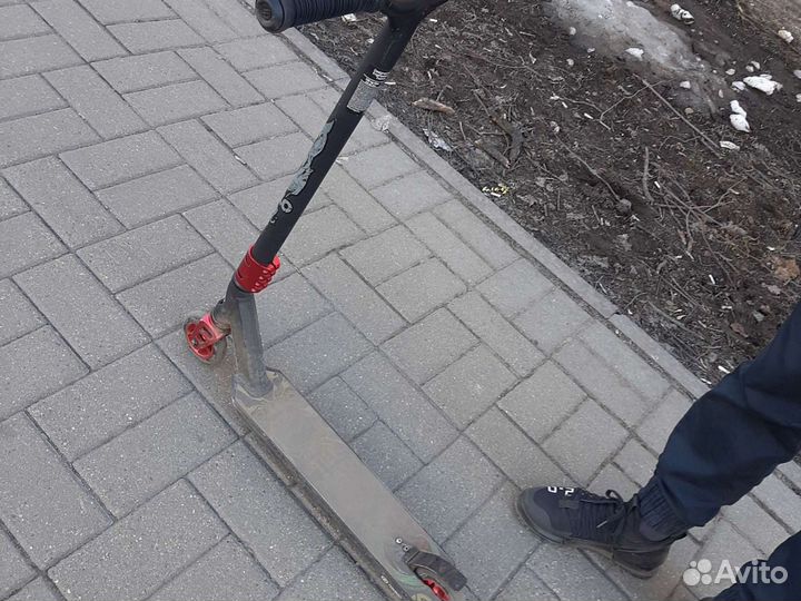 Трюковой самокат oxelo 1.8