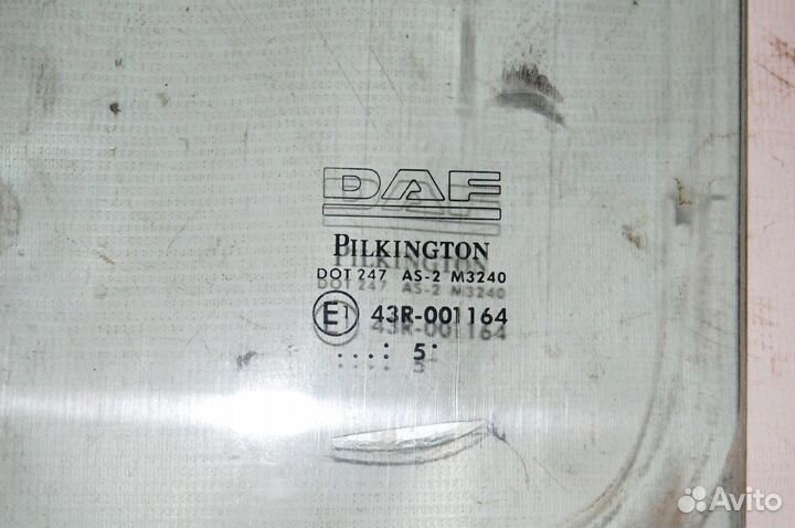 Стекло двери левое 1284623 DAF, XF 95, XF 105