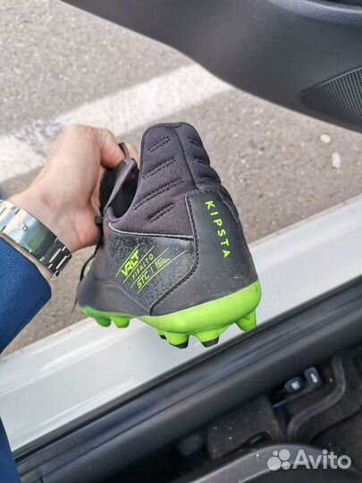 Футбольные бутсы