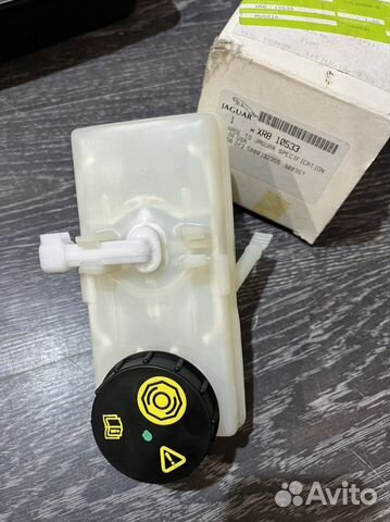 Бачок тормозной жидкости Jaguar s-type