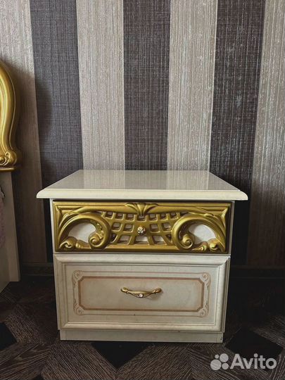 Спальный гарнитур бу