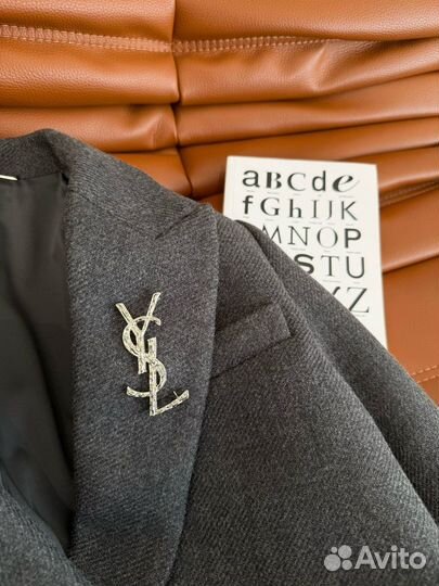 Пальто Saint Laurent