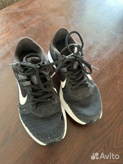 Кроссовки nike