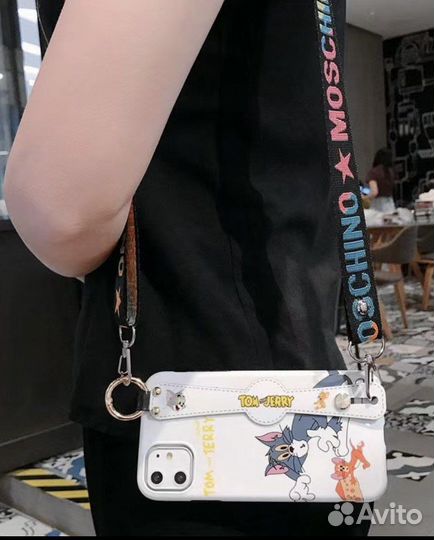 Чехол на iPhone