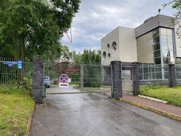 Склад с офисом, 123 м² + 5 парковок