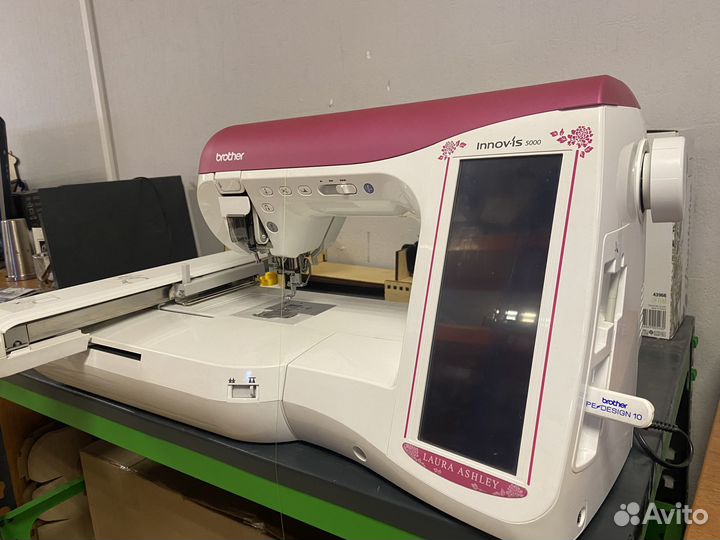 Вышивальная машина brother NV 5000 Laura Ashley