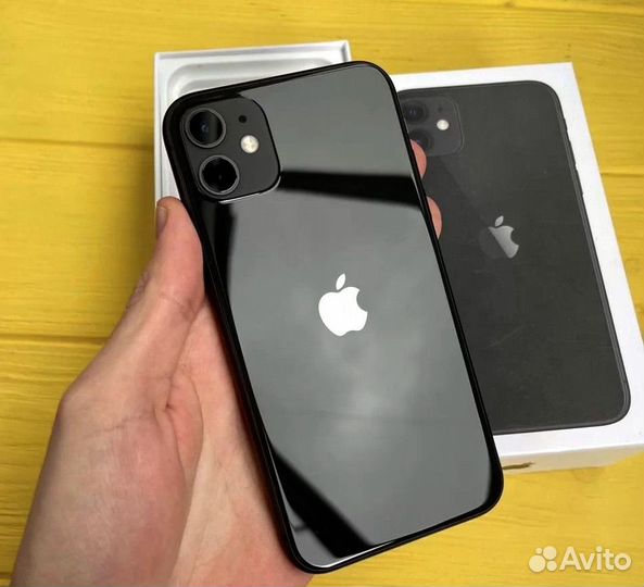 Телефон iPhone 11