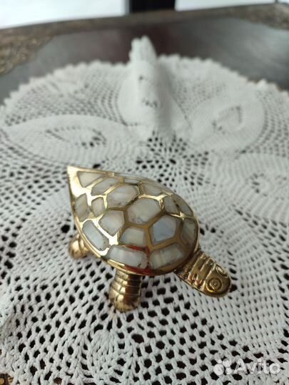 Шкатулка для украшений латунь с перламутром