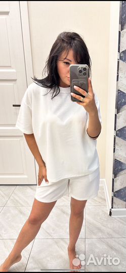 Костюм футболка шорты новый