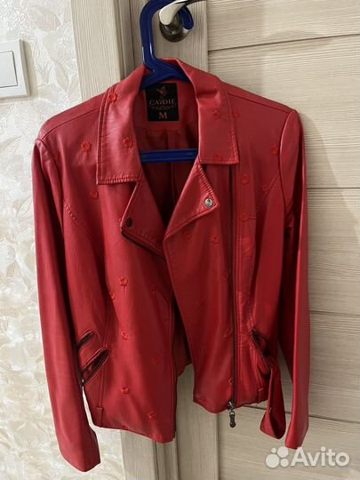 Куртка кожаная женская