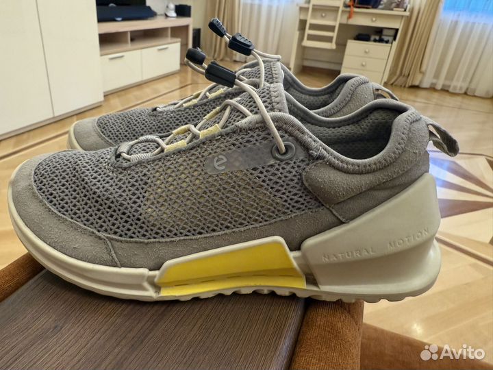 Кроссовки для детей 35 размер