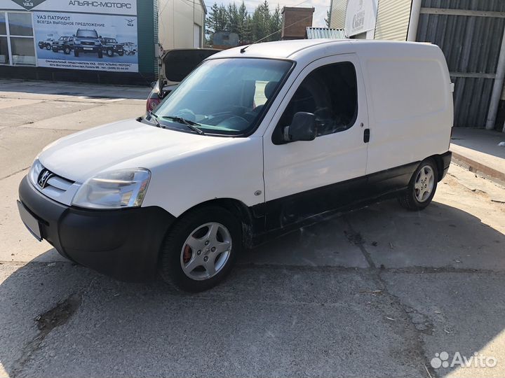 Peugeot Partner 1.4 МТ, 2011, 320 000 км