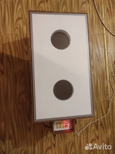 Инкубатор для яиц автоматический