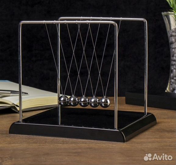 Маятник магнитный