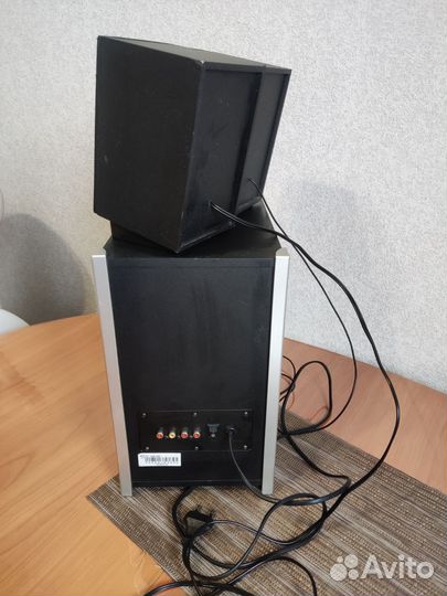 Колонки для компьютера с сабвуфером