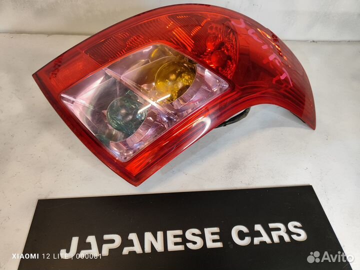 Фонарь правый задний Suzuki Swift