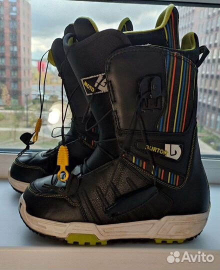 Сноубордические ботинки Burton Moto US 7