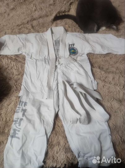 Костюм для борьбы Текван-до