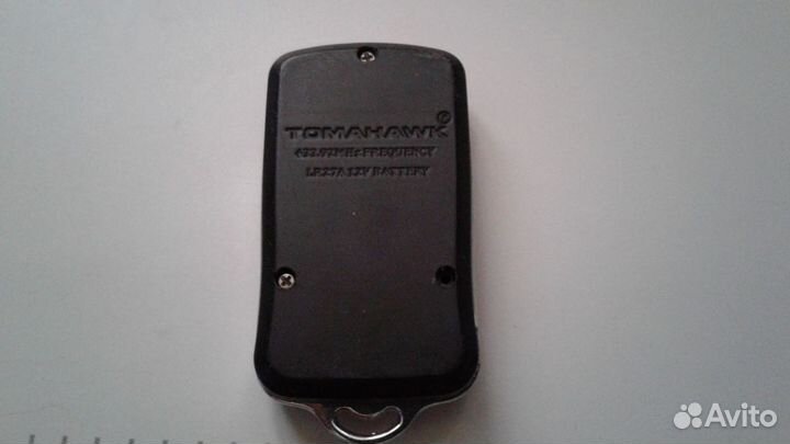 Брелок tomahawk