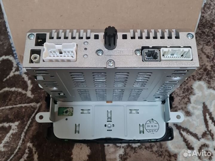 Магнитола renault новая