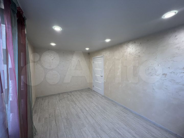 2-к. квартира, 49,8 м², 1/9 эт.