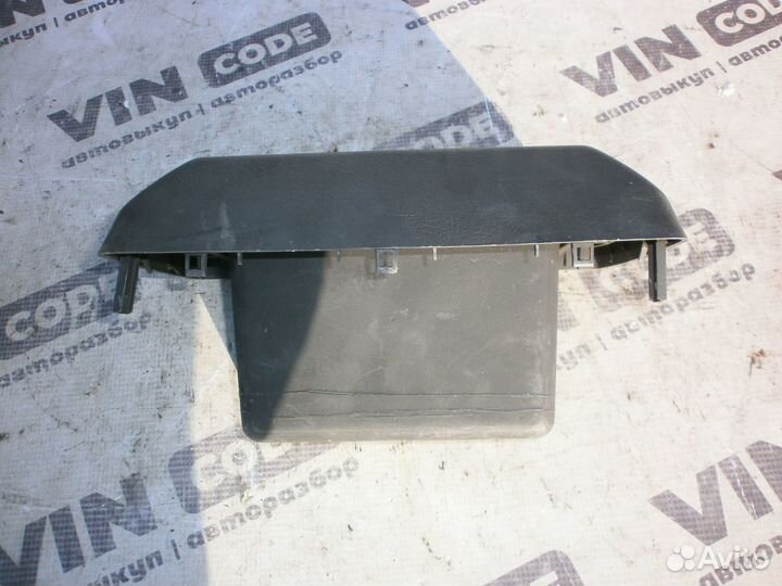 Вещевой отсек Nissan Terrano 2