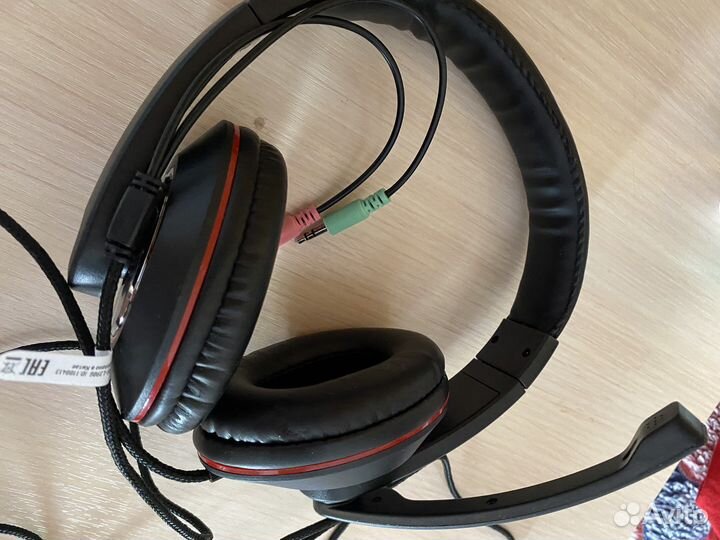 Игровые наушники с микрофоном для компьютера